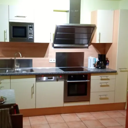 بيت للعطل Spacious In Neukirchen, Cleaning Included